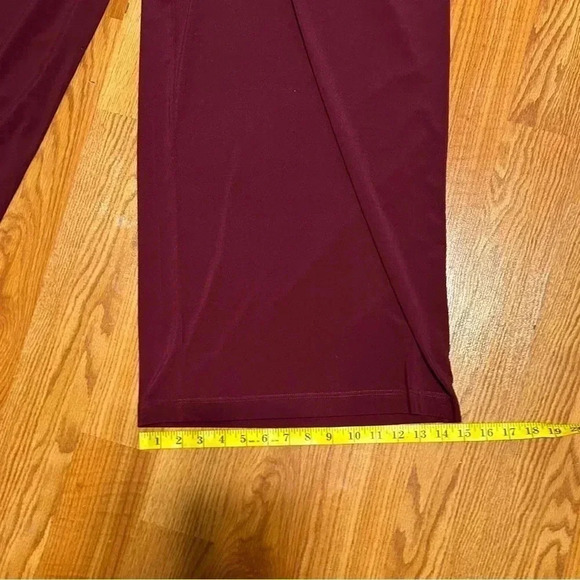 Joan Rivers Plus Size 1X Jersey Knit Jumpsuit 3/4 Slvs Back Zip Wide Leg Maroon - Picture 13 of 14